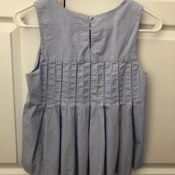 Club Monaco - Picture 2 of 2